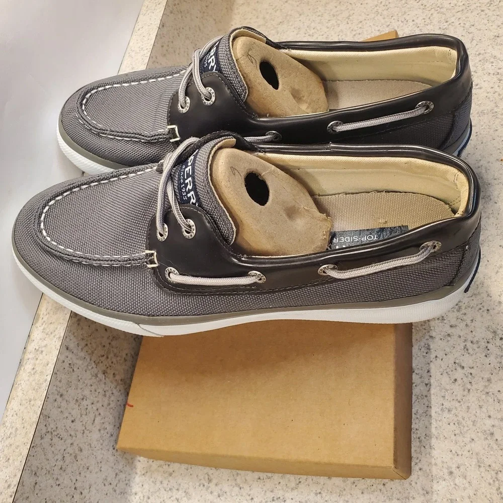 Men's Sperry Halyard Gray Canvas 2-Eye Cross Lace  Boat Shoe Size 9.5 Top Siders